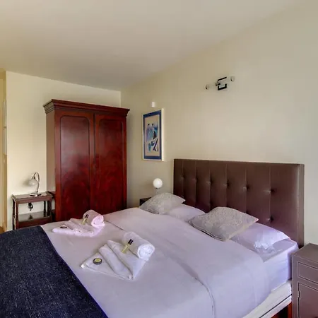 Guestready-spacious Near Exhibition Park Апартаменты Париж