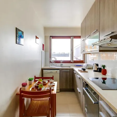 Guestready-spacious Near Exhibition Park Апартаменты Париж