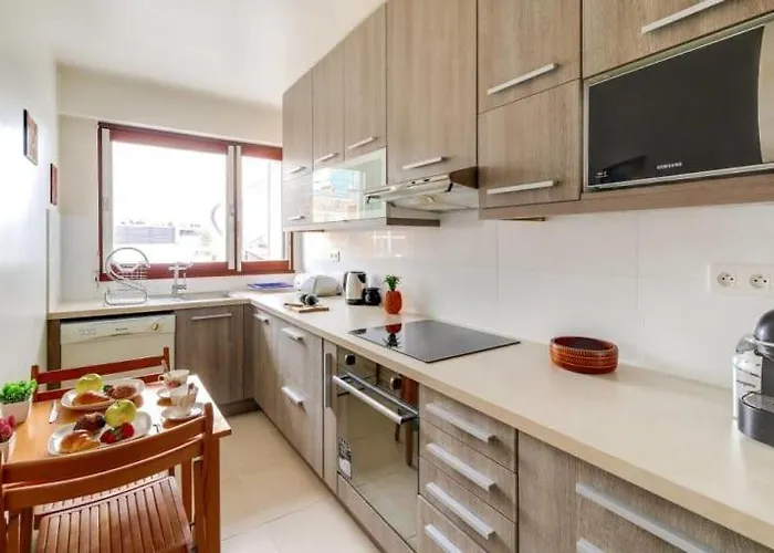 Guestready-spacious Near Exhibition Park Appartement *