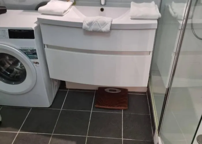 Guestready-spacious Near Exhibition Park * Paris